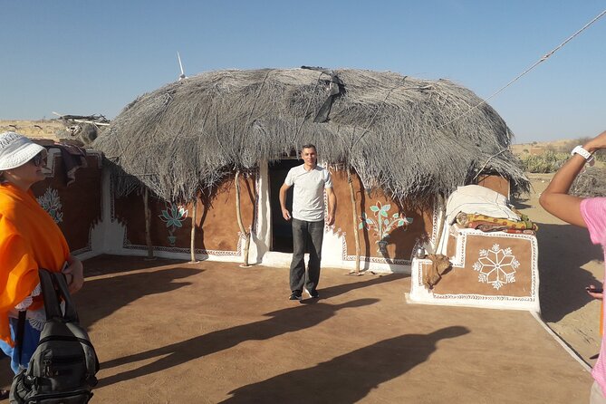 Off the beaten track overnight Camel Safari Tour Jaisalmer - Day two: sunrise chai and another two-hour ride