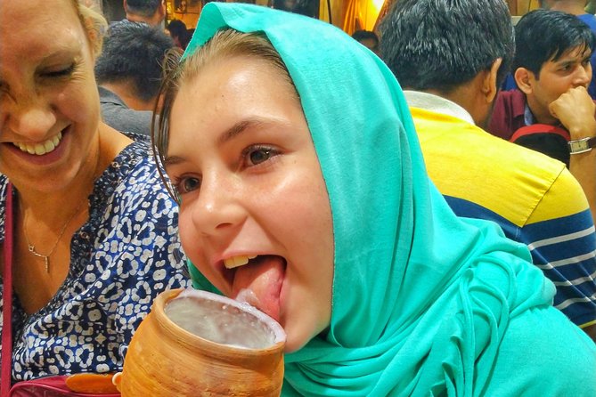 Old Delhi Food-Spice Market-Temples Tour Soon Featured on NETFLIX - Meeting the tour near the Red Fort