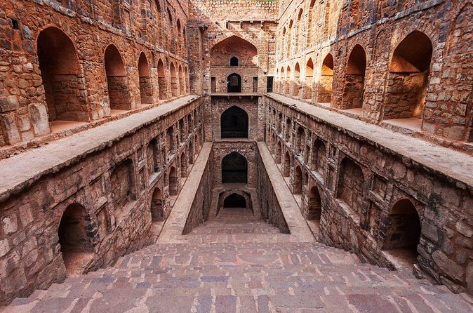 Old & New Delhi City Tour – Choose Half or Full Day Experience - Passing the Red Fort, India Gate, and Parliament