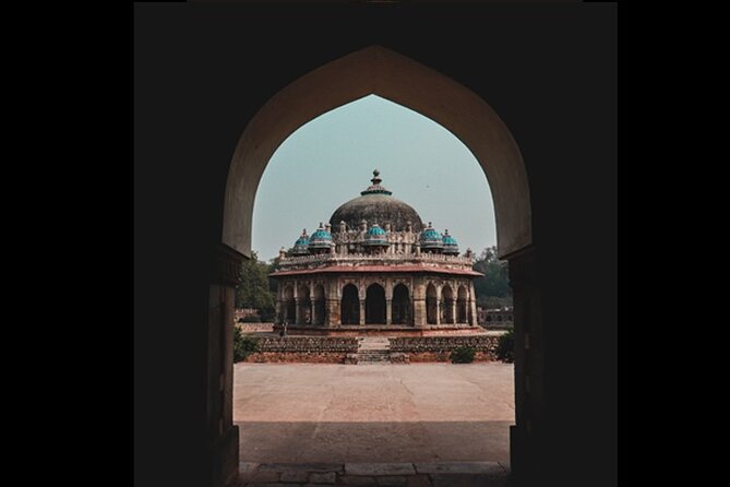 Old & New Delhi Private City Tour – Traveler’s Choice (Top Rated) - India Gate, Parliament House, and central New Delhi