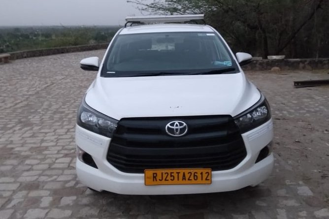 One-Way Transfers assistance Agra to Delhi Drop - Why a Private Agra to Delhi Ride Makes Sense