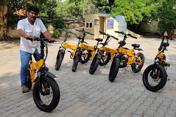 Osian Adventurous Desert Experience - The one-hour drive from Jodhpur to Osian