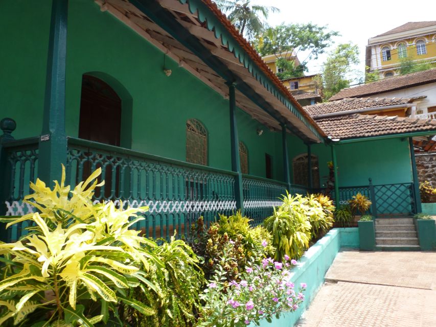 Panjim: Guided Walk Tour of Portuguese-Influenced Goa - The Chief Minister’s Residence and Maruti Temple