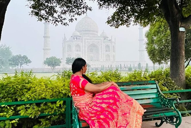 Photography Tour of Taj Mahal - How the photography service works