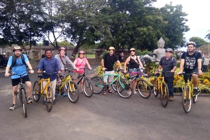 Pondicherry & Mahabalipuram one day trip from Chennai with Lunch - Sri Aurobindo Ashram at the start of the morning