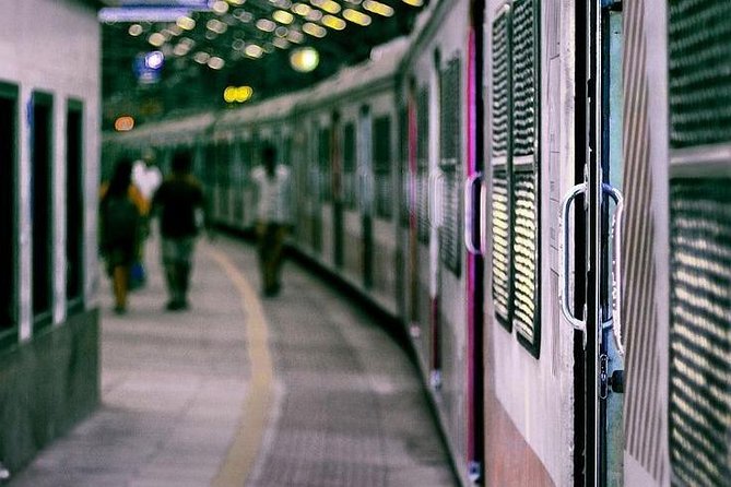 Premium Mumbai Sightseeing Tour - Why a private car helps in Mumbai
