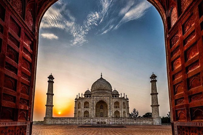 Private 02 Days Taj Mahal Tour From Jaipur - Day one: Delhi to Agra by private car