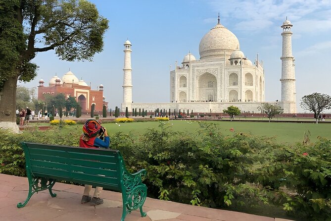 Private 4-Day Golden Triangle Tour with Ranthambore Tiger Safari - Day two: Sunrise at the Taj Mahal, Agra Fort, and Ranthambore