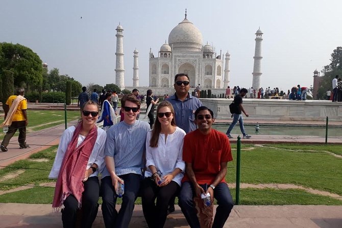 Private Agra Tour: Taj Mahal, Baby Taj & Lunch from Delhi by Car - What the guide and driver add