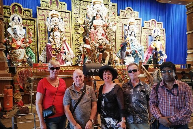 Private Custom Full Day Sightseeing Tour of Kolkata - Mother House and the Parashnath Jain Temple