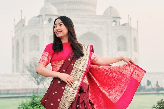 Private day tour of Taj Mahal and Agra fort by super-fast train - ALL INCLUSIVE - Lunch at a five-star hotel