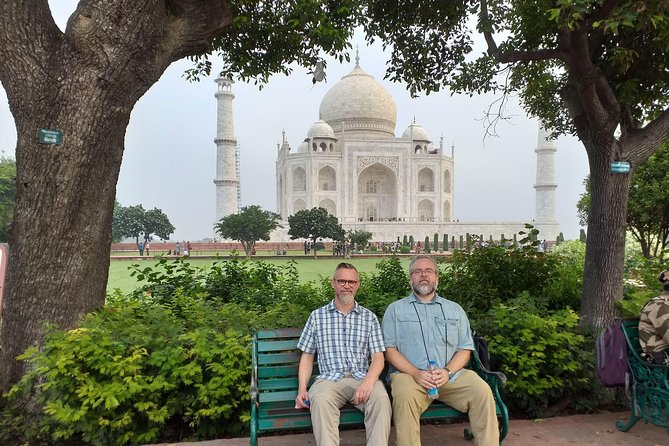 Private Day Tour of Taj Mahal by India's Fastest Train or Car - All Inclusive - Lunch at The Pindi Agra