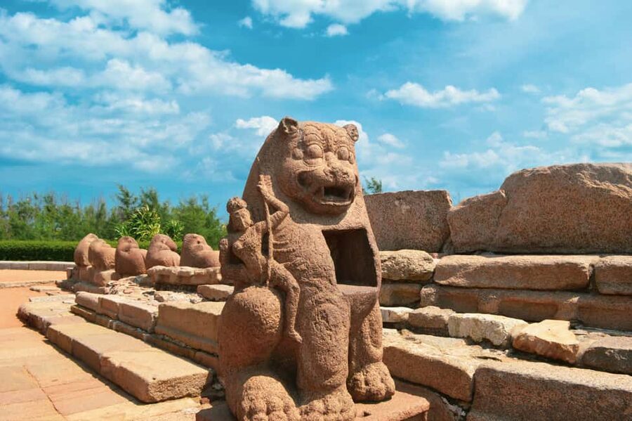 Private day tour to Mahabalipuram, Pondicherry from Chennai - The coastal road to Mahabalipuram