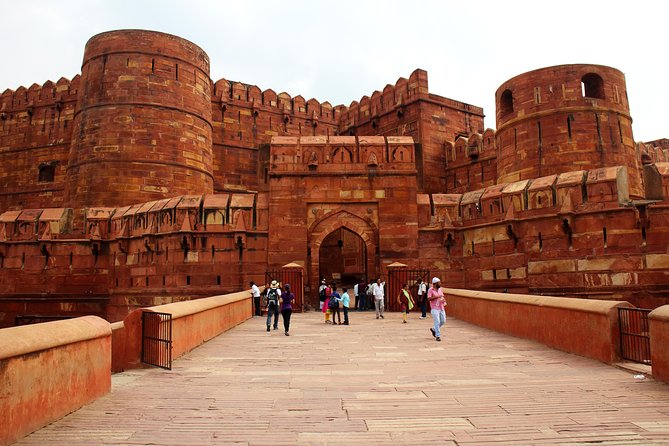 Private Day Trip to Agra includes Taj Mahal and Agra Fort from Delhi - The Taj Mahal: saving the great sight for later