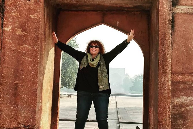 Private Day Trip to Taj Mahal & Agra Fort from Delhi - Stop 2: Agra Fort, about one hour