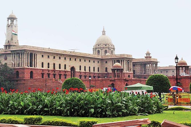 Private Delhi Day Tour with Tour Guide - Lotus Temple and Gurudwara Bangla Sahib