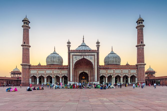 Private Delhi Temples and Spiritual Sites 6 Hours Tour - Jama Masjid and the Mughal heart of Old Delhi