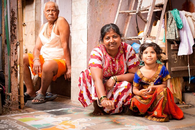 Private Dharavi Slum and Sightseeing Tour - Why Dharavi gives this Mumbai tour its purpose