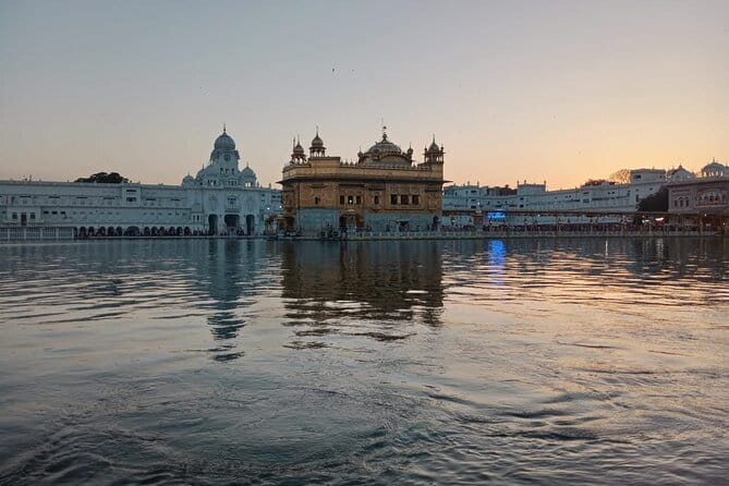 Private Full-Day Amritsar Tour: The Golden Temple & Wagah Border - Five details that shape the day
