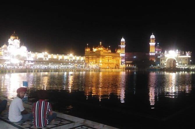 Private Full-Day Amritsar Tour: The Golden Temple & Wagah Border - One hour at the Partition Museum