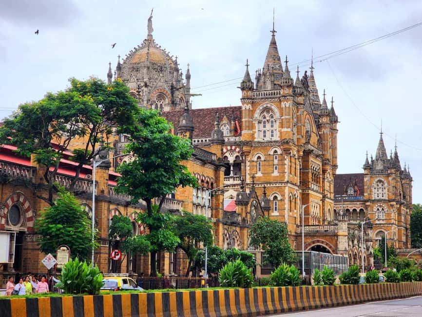 Private Full-Day Mumbai Sightseeing & Dharavi Slum Tour - Key points to know before booking