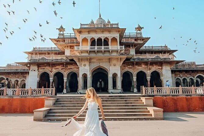 Private Full Day Tour of Jaipur Historical and Heritage Places - Key points at a glance