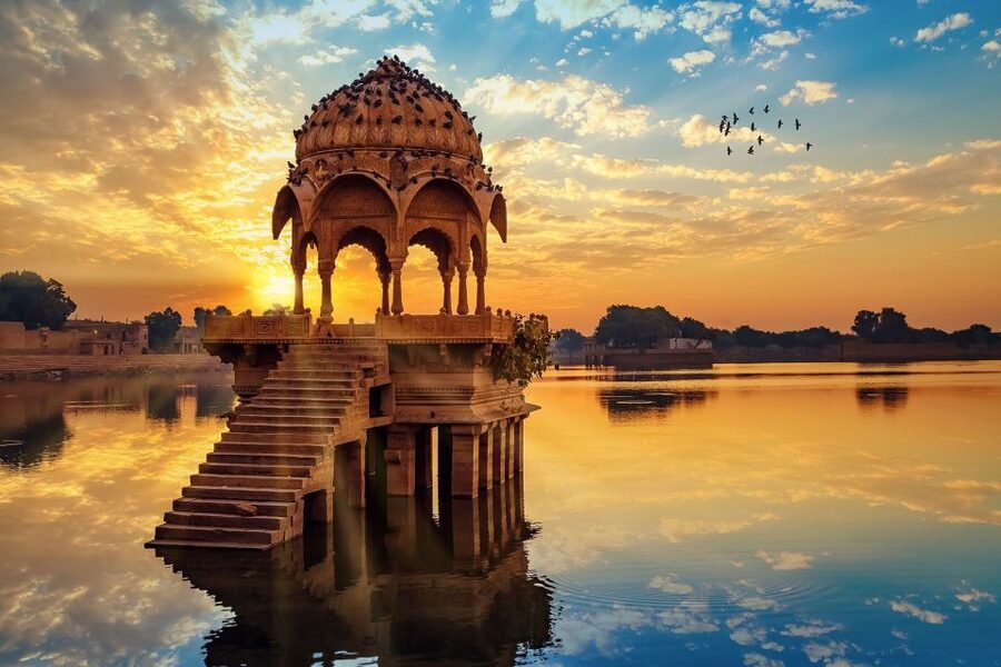 Private Full Day Tour of Jaisalmer with Guide - Ending at Gadisar Lake