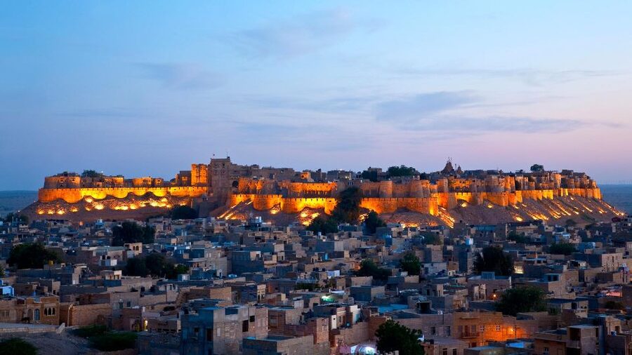 Private Full Day Tour of Jaisalmer with Guide - Guides, languages, and the private experience