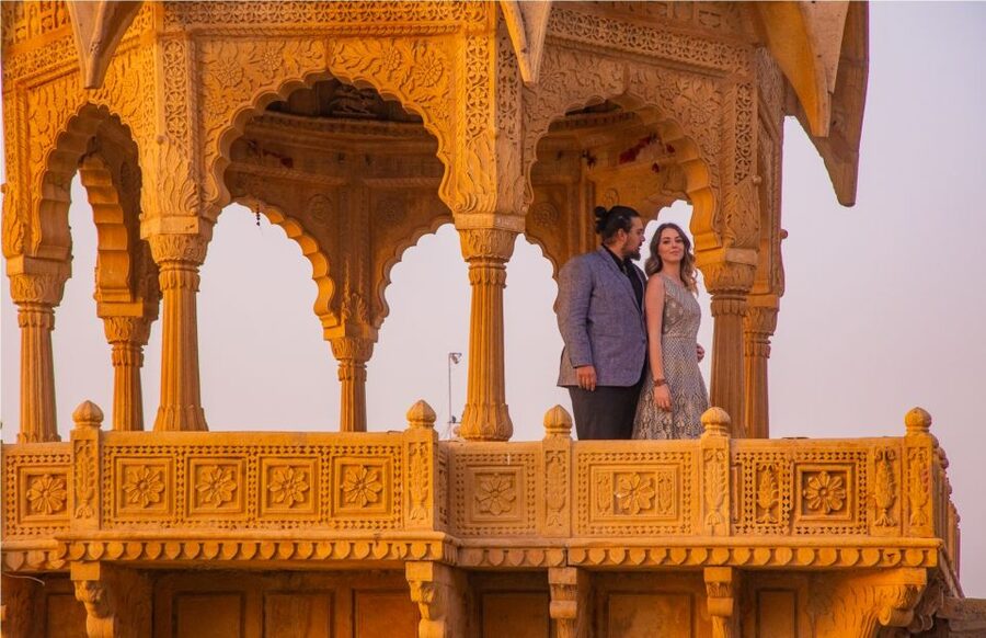 Private Full Day Tour of Jaisalmer with Guide - Three hours in Jaisalmer Fort, the heart of the visit