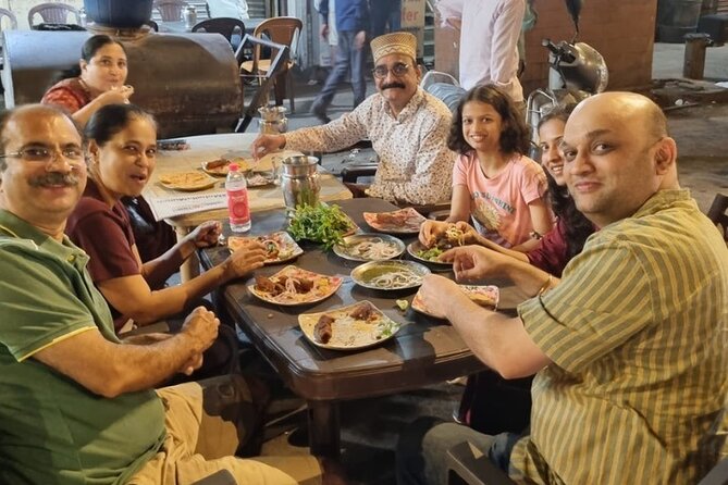 Private Guided Non-Veg Street Food Walking Tour in Muslim Quarter - Who will enjoy this walk most?