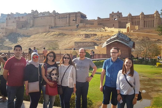 Private Guided Sightseeing Tour of Jaipur Highlights - Royal Gaitor offers a quieter change of pace
