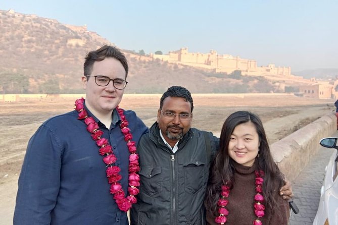 Private Guided Sightseeing Tour of Jaipur Highlights - Amer gives the day its main fort visit