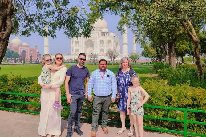 Private Guided Taj Mahal Tour with Skip The Line Entry Ticket - The Taj Mahal visit, from the gate to the mausoleum