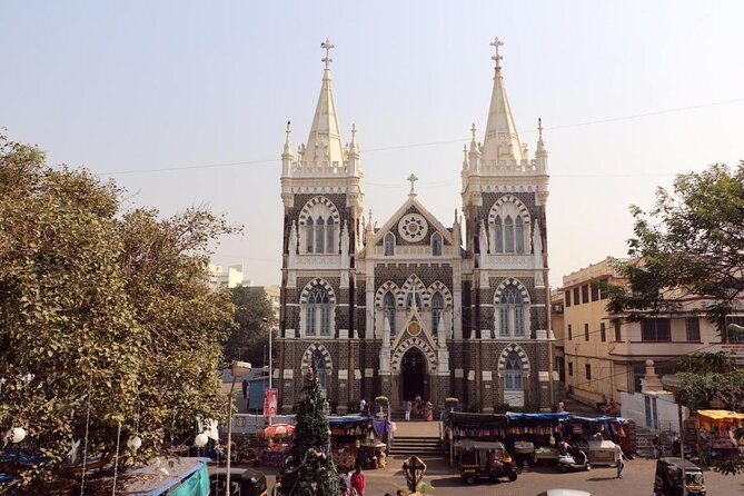 Private Guided Walking Tour in Bandra Queen of Suburbs - Key details before you book