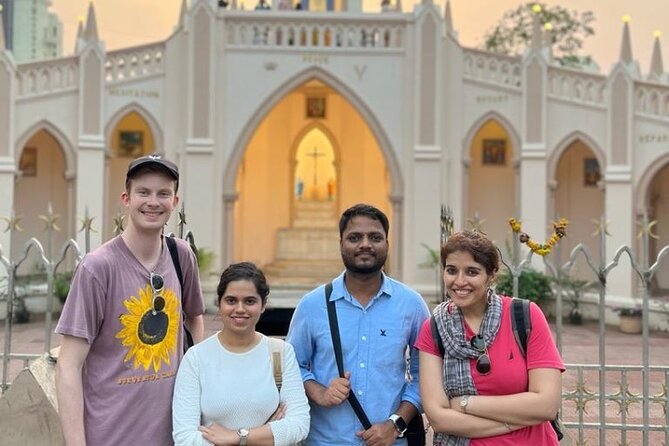 Private Guided Walking Tour in Bandra Queen of Suburbs - Ranwar Village Square and old Bandra cottages
