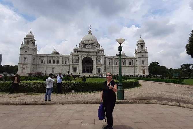 Private Half-Day Kolkata Tour - St. Paul’s Cathedral and the City’s Grand Monuments