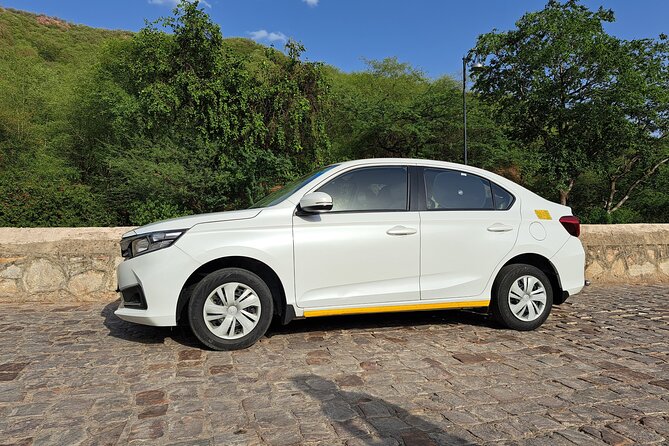 Private Jaipur Arrival Transfer - Airport to Hotel/Accommodation - Leaving Jaipur International Airport without the taxi scramble