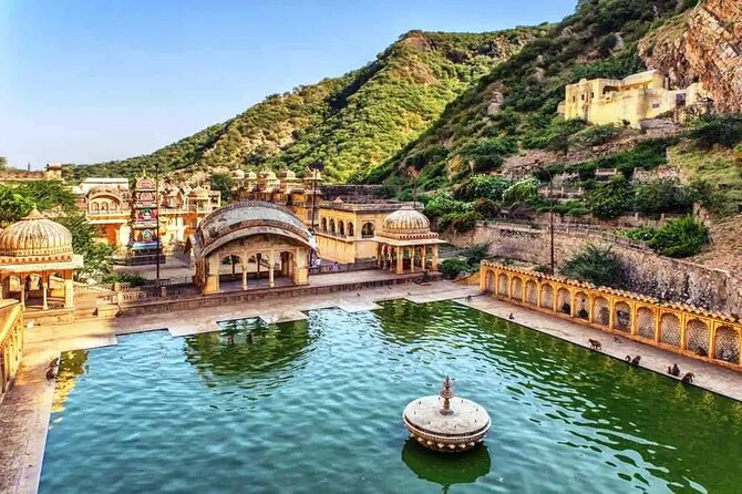 Private Jaipur City Tour by Tuk Tuk Or Car - Panna Meena Stepwell: Geometry Worth Seeing