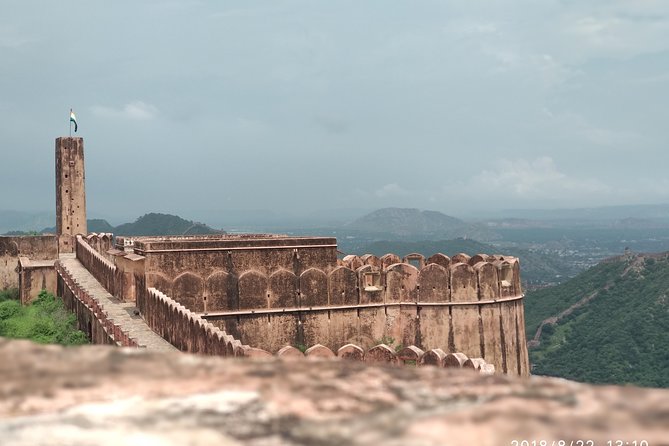 Private Jaipur Full 2 Days Tour With Pink City Guide - What the two-day plan actually gives you