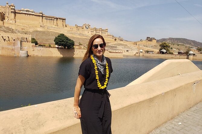 Private Jaipur Half-Day: Amber Fort, Stepwell, Jal Mahal & Gaitor - Is the $3.97 price good value?