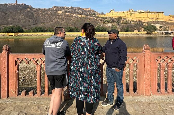 Private Jaipur Tour with Guide & All Entry Tickets - What this Jaipur day is really offering