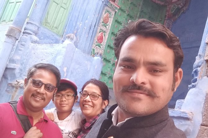 Private Jodhpur Blue City Tour with Hotel Pickup and Drop-off - Jaswant Thada closes the sightseeing loop
