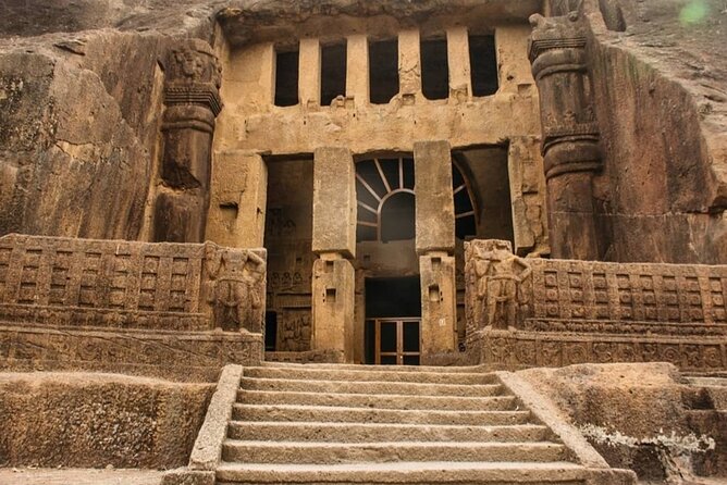 Private Kanheri Buddhist Cave with Mumbai Sightseeing Including AC vehicle - Why the private AC vehicle matters in Mumbai