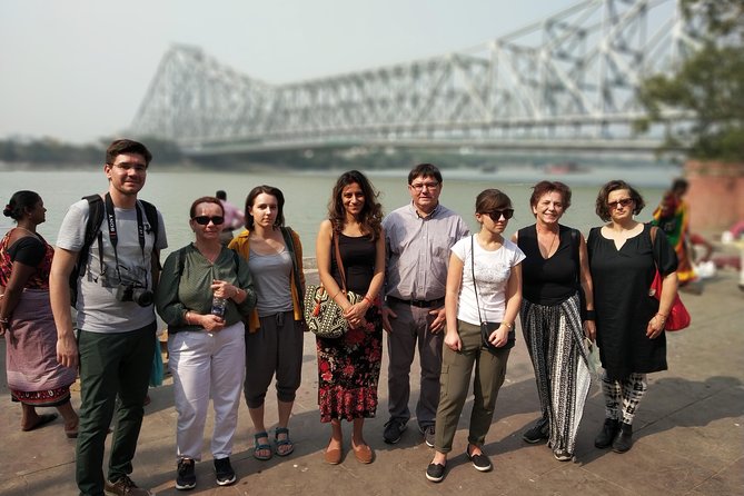 Private Kolkata Custom Tour 2 Days: Flower Market, Mother House - St. John’s Church and the Maghen David Synagogue