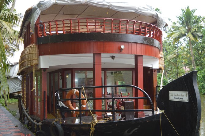 Private luxury Houseboat trip at Alleppy Backwaters. - Key points to know before booking