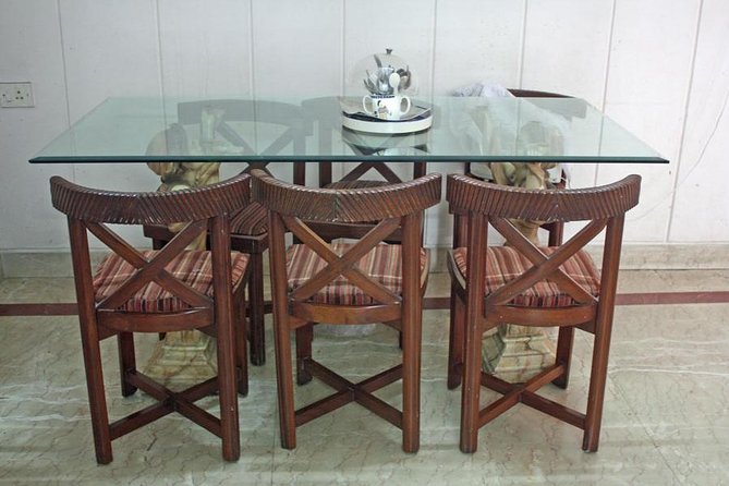 Private Market Tour and Vegetarian Cooking Class in Mumbai - Why the Private Format Matters