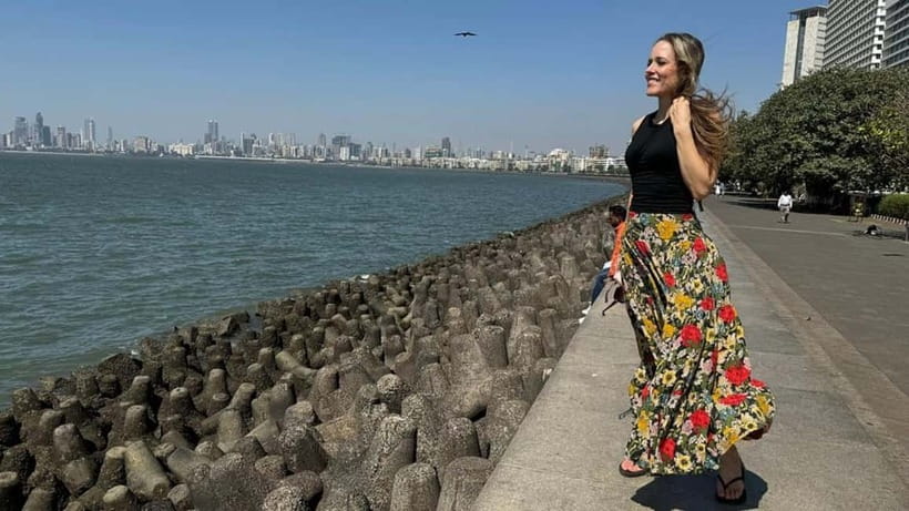 Private Mumbai Sightseeing Tour - Crawford Market brings the route back to street level