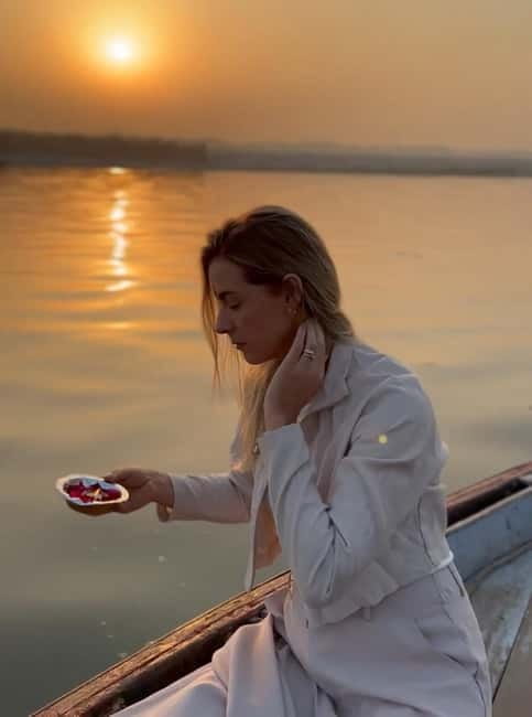 Private Sunset Boat Ride and Ganga Aarti with Reserved Seat - The Nepali Temple, Varanasi’s Mini Pashupatinath