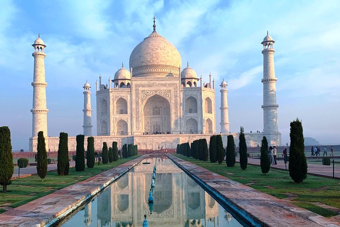 Private Taj Mahal ,Agra Fort and Baby Taj Tour From New Delhi - Lunch at The Salt Cafe