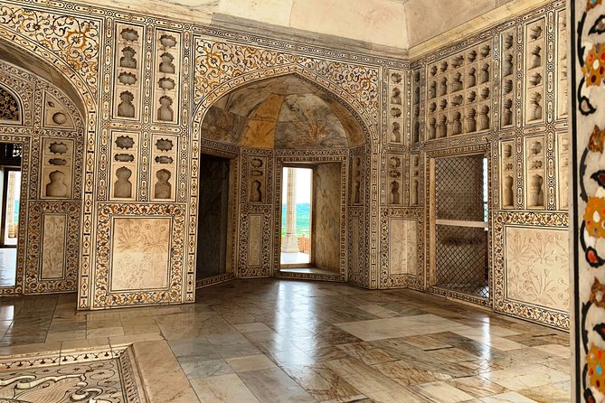 Private Taj Mahal ,Agra Fort and Baby Taj Tour From New Delhi - The Baby Taj, a smaller monument with fine detail